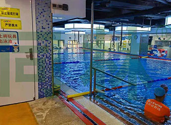 北京某泳池内置制氧机臭氧发生器现场